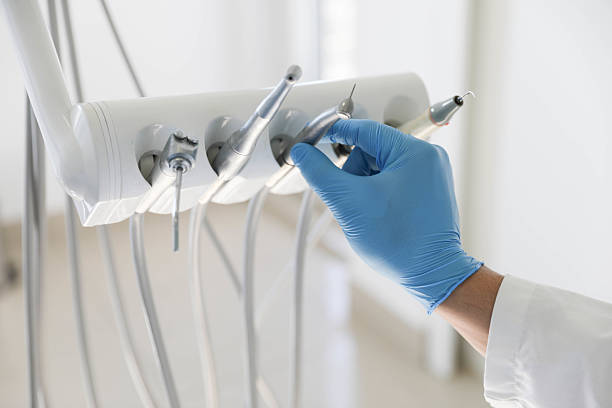 Professional Emergency Dentist technician working in Von Ormy, TX